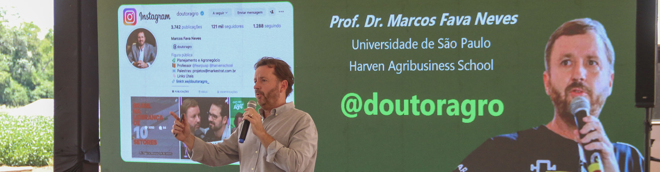 Doutor Agro palestrando no 5º dia de campo da Verluz Sementes